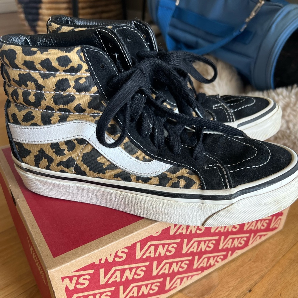 Leopard print high top vans